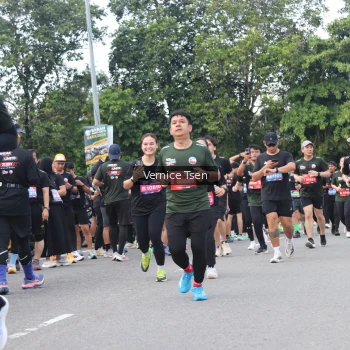 Runner Photo 3811369