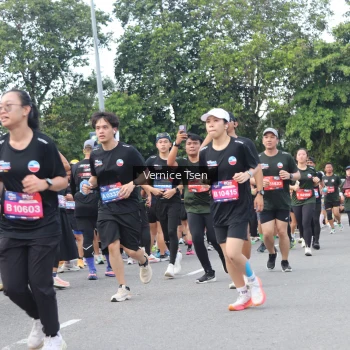 Runner Photo 3811413
