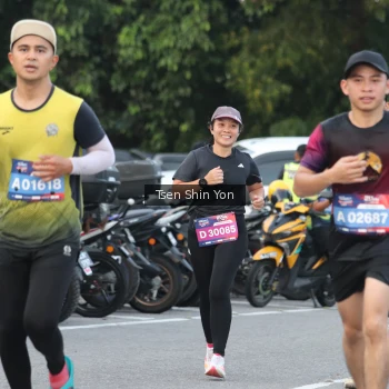 Runner Photo 3811472