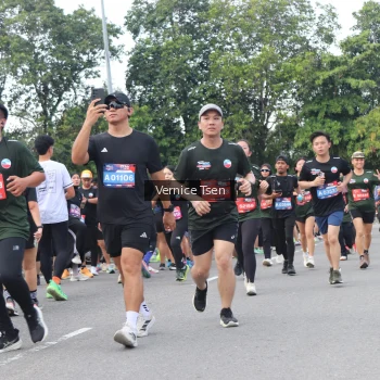 Runner Photo 3811474