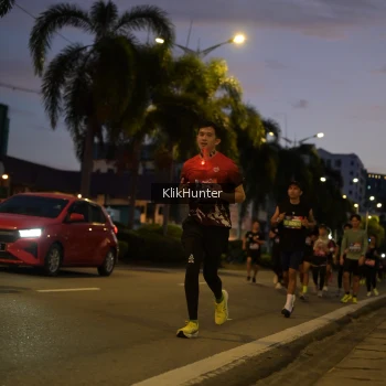 Runner Photo 3811485