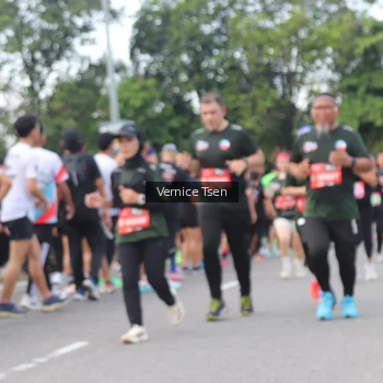 Runner Photo 3811571