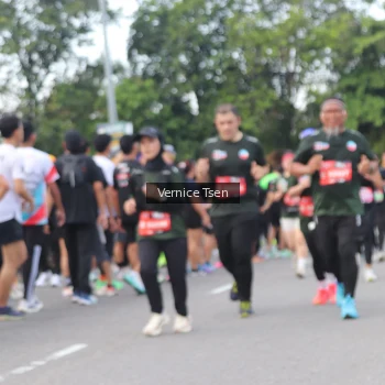 Runner Photo 3811572