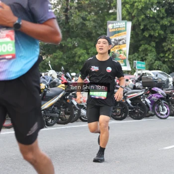 Runner Photo 3811625
