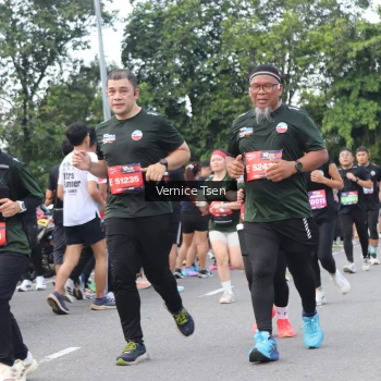 Runner Photo 3811631