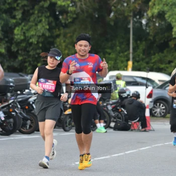 Runner Photo 3811675