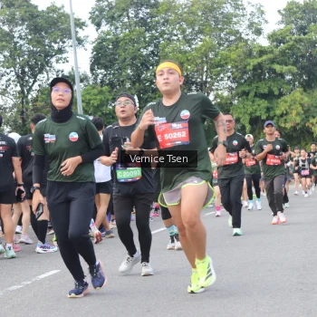 Runner Photo 3811719