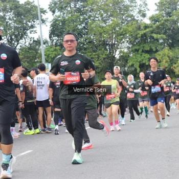 Runner Photo 3811745