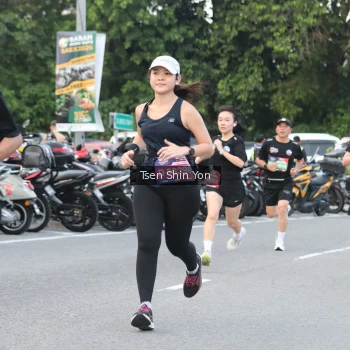 Runner Photo 3811808