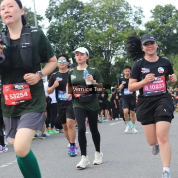 Runner Photo 3811812
