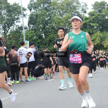 Runner Photo 3811916