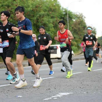 Runner Photo 3811968