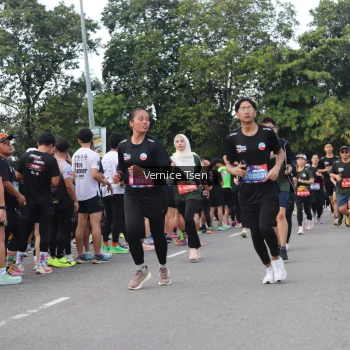 Runner Photo 3811994
