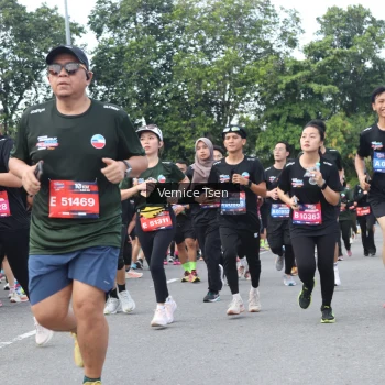 Runner Photo 3812059