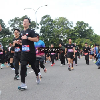 Runner Photo 3812109