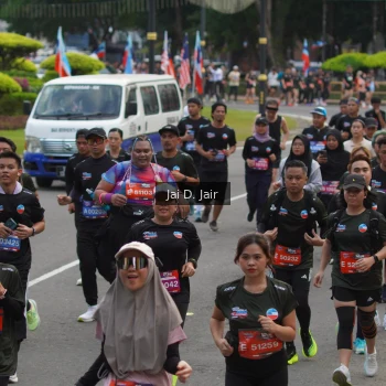 Runner Photo 3812115