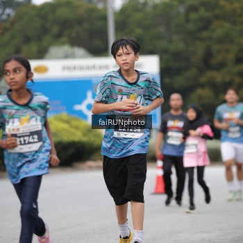 Runner Photo 3812122