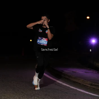 Runner Photo 3812125