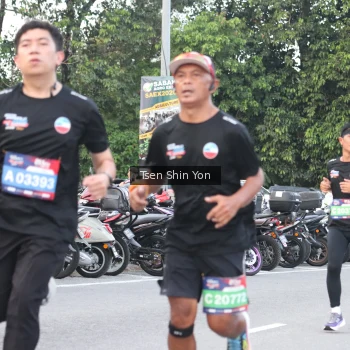 Runner Photo 3812145