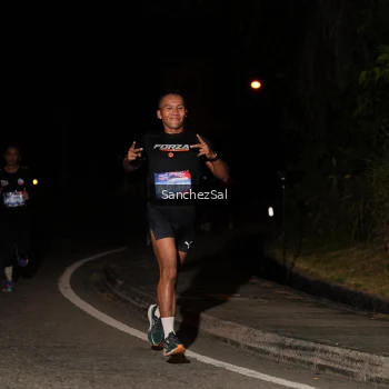 Runner Photo 3812194