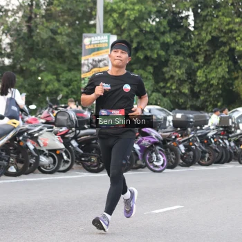Runner Photo 3812200