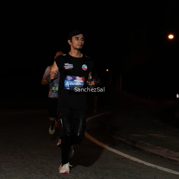 Runner Photo 3812236
