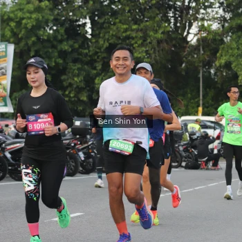 Runner Photo 3812315