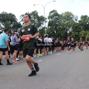 Runner Photo 3812364