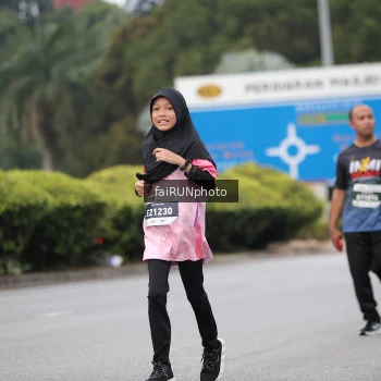 Runner Photo 3812376