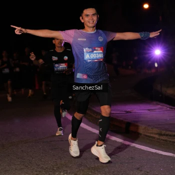 Runner Photo 3812387