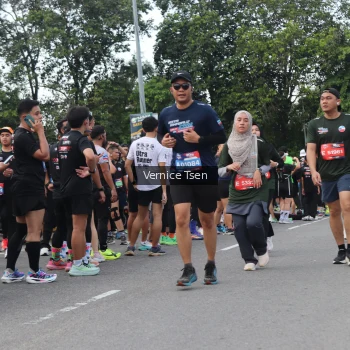 Runner Photo 3812430