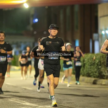 Runner Photo 3812443