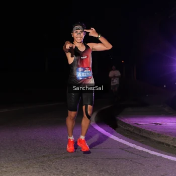 Runner Photo 3812445