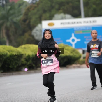 Runner Photo 3812465