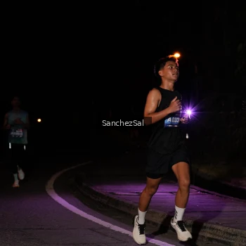 Runner Photo 3812472