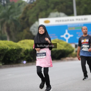Runner Photo 3812501