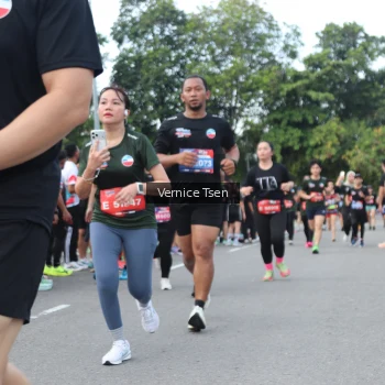 Runner Photo 3812502
