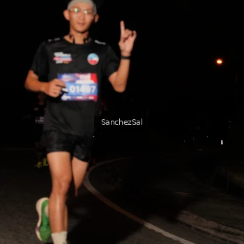 Runner Photo 3812540