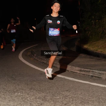 Runner Photo 3812553