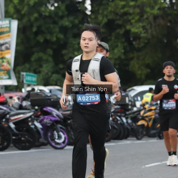 Runner Photo 3812561