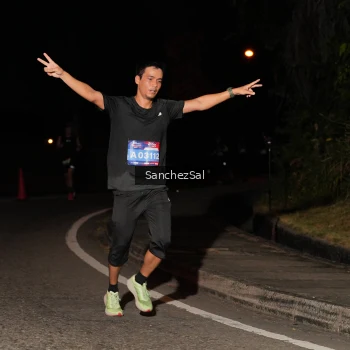 Runner Photo 3812565