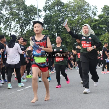 Runner Photo 3812574