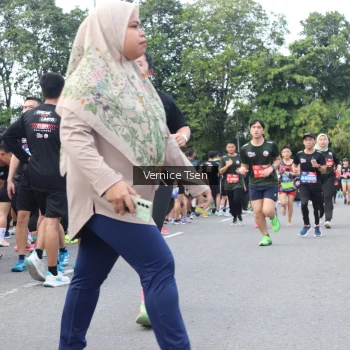 Runner Photo 3812589