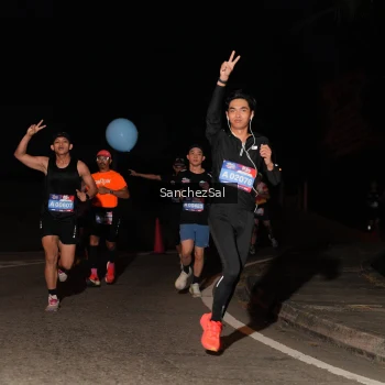 Runner Photo 3812602