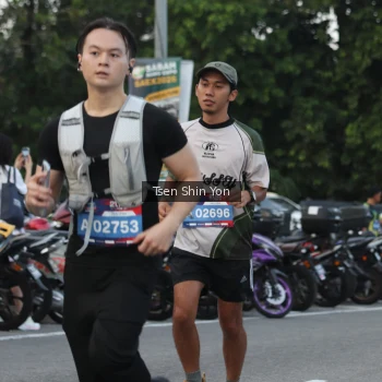 Runner Photo 3812604
