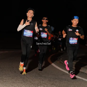Runner Photo 3812615