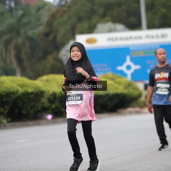 Runner Photo 3812624