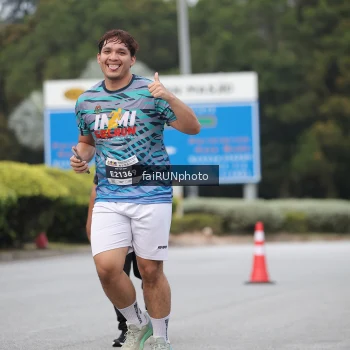 Runner Photo 3812696