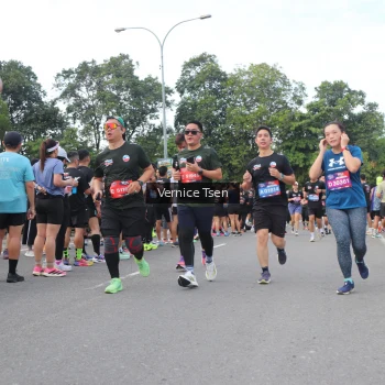 Runner Photo 3812712