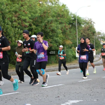 Runner Photo 3812714